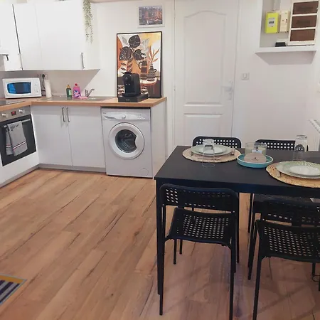 Cozy Studio With Terrace In Rouen - City Center Daire Rouen